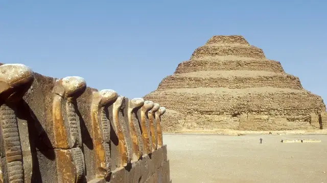Day Tour to Sakkara and Dahshur